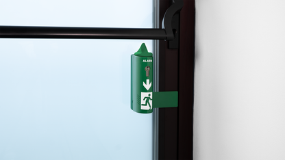 AlertLatch Einhand-Türwächter Basic für Panikstangen – Ohne Schließzylinder